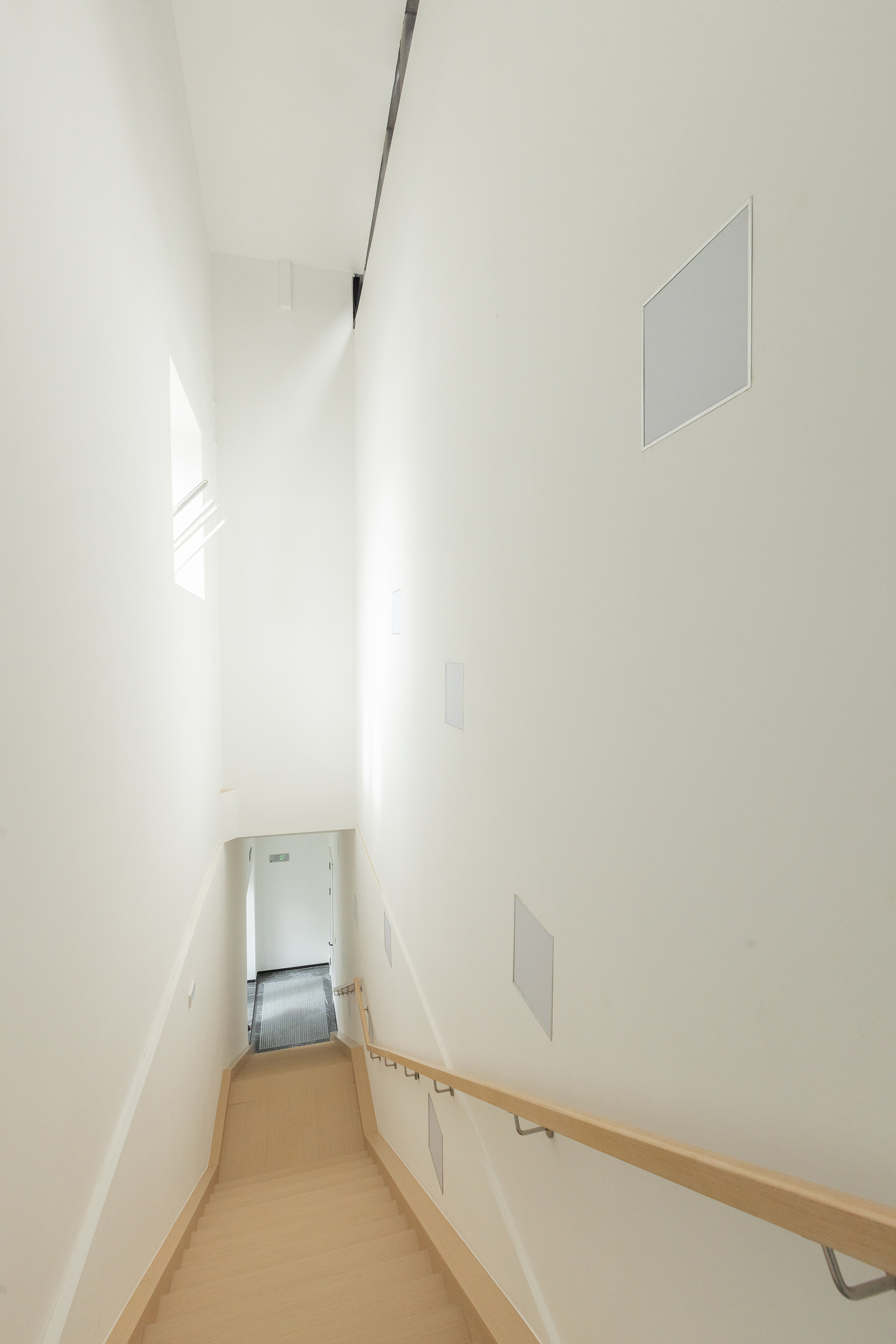 Yue & Yue: Art Museum +  Equestrian Hall / CU Office-35