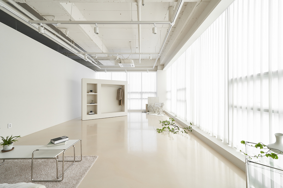 白色简约办公空间，打造感性设计典范-2