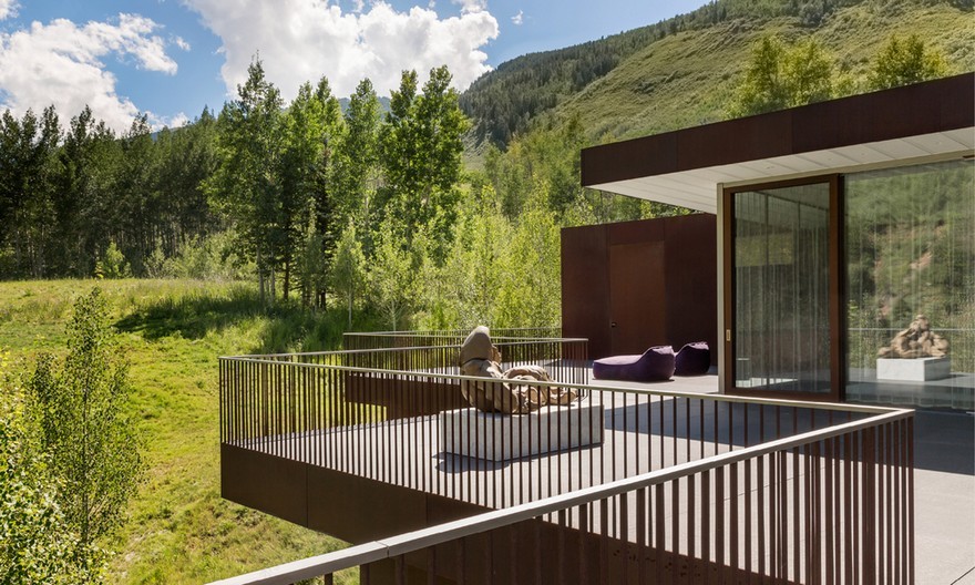 Steel House Perched on the Edge of a Beautiful Canyon in Colorado-26