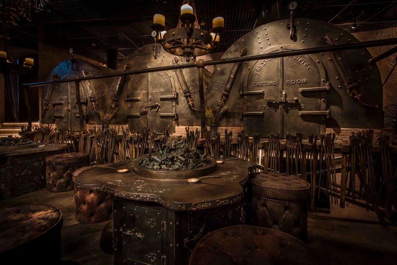 Maggie Choos 酒吧丨中国香港丨Ashley Sutton-30