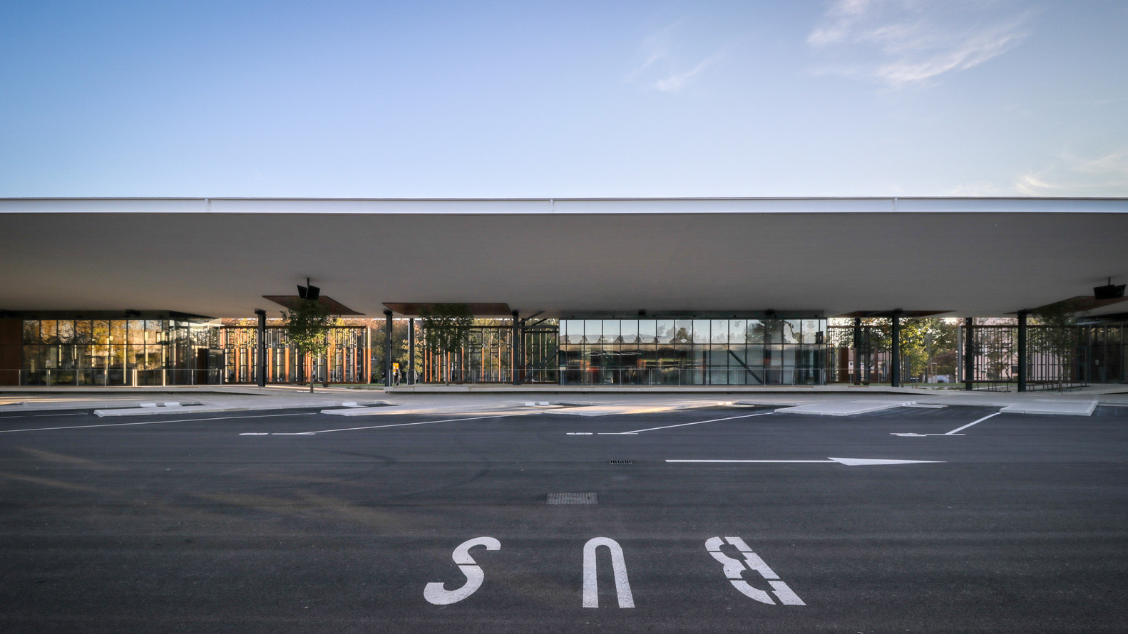 克罗地亚斯拉沃斯基·布罗德位巴士总站丨桑格勒+AVP 建筑师事务所-30