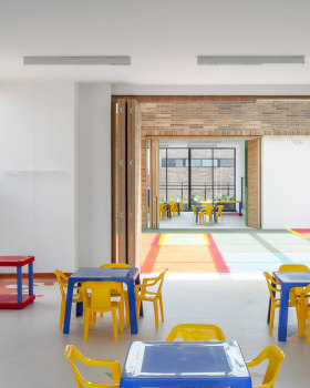 博萨的“El Recreo”幼儿园 · 城市教育中心的新星