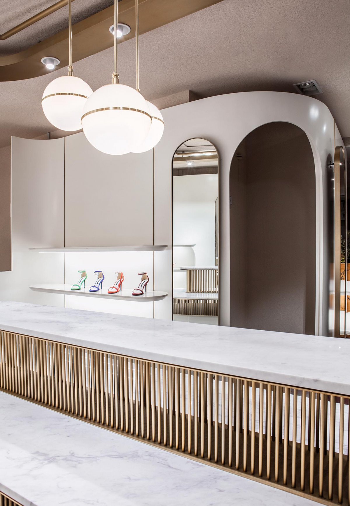 首尔 Labotory 设计工作室打造独特精品店-10