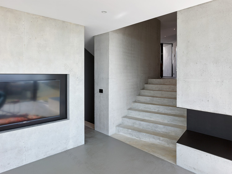 瑞士村庄中的悬浮美景——穆勒别墅-14