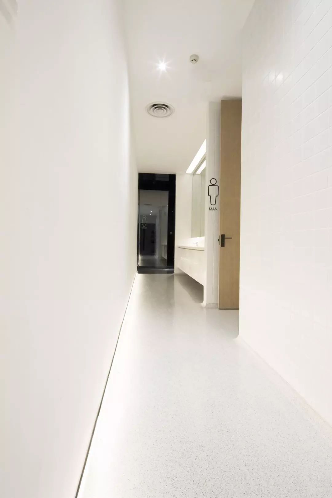 大金(中国)华中总部办公空间-71