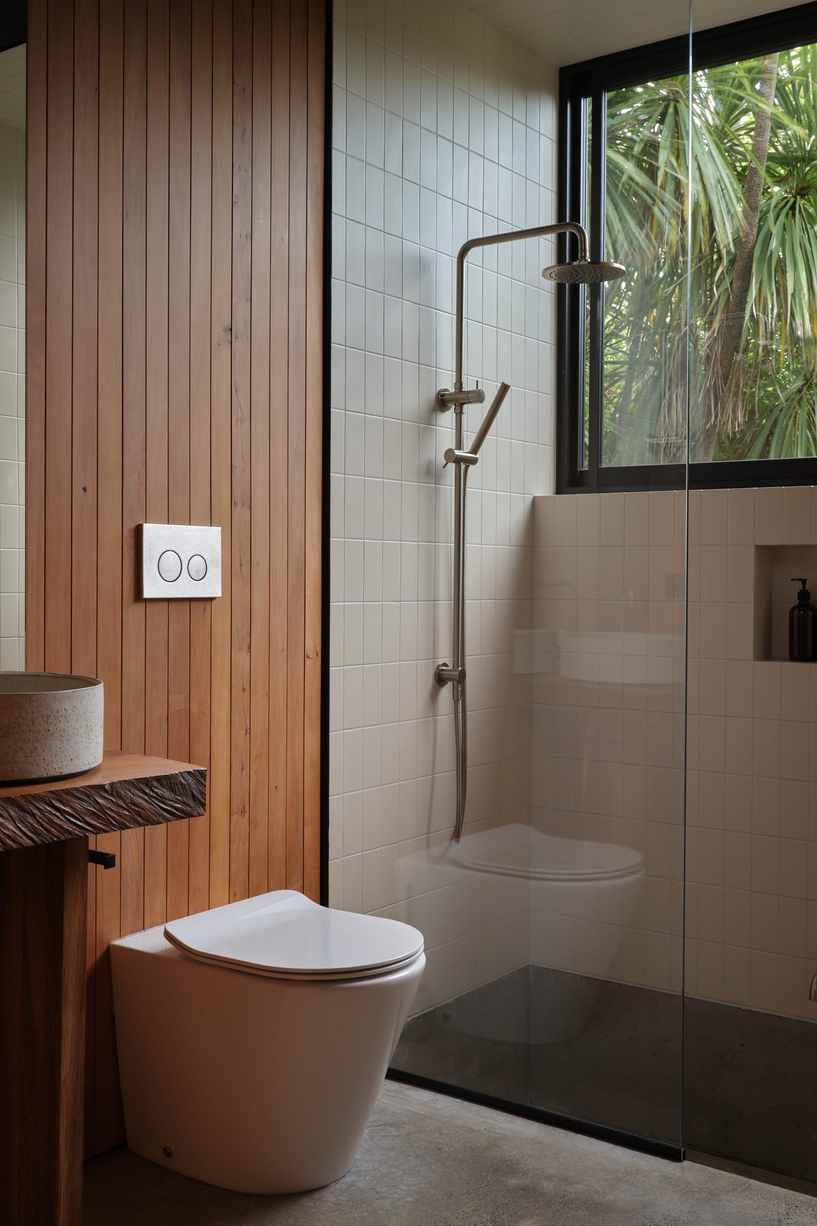 紧凑但宽敞的家庭住宅丨新西兰奥克兰丨Oli Booth Architecture-14