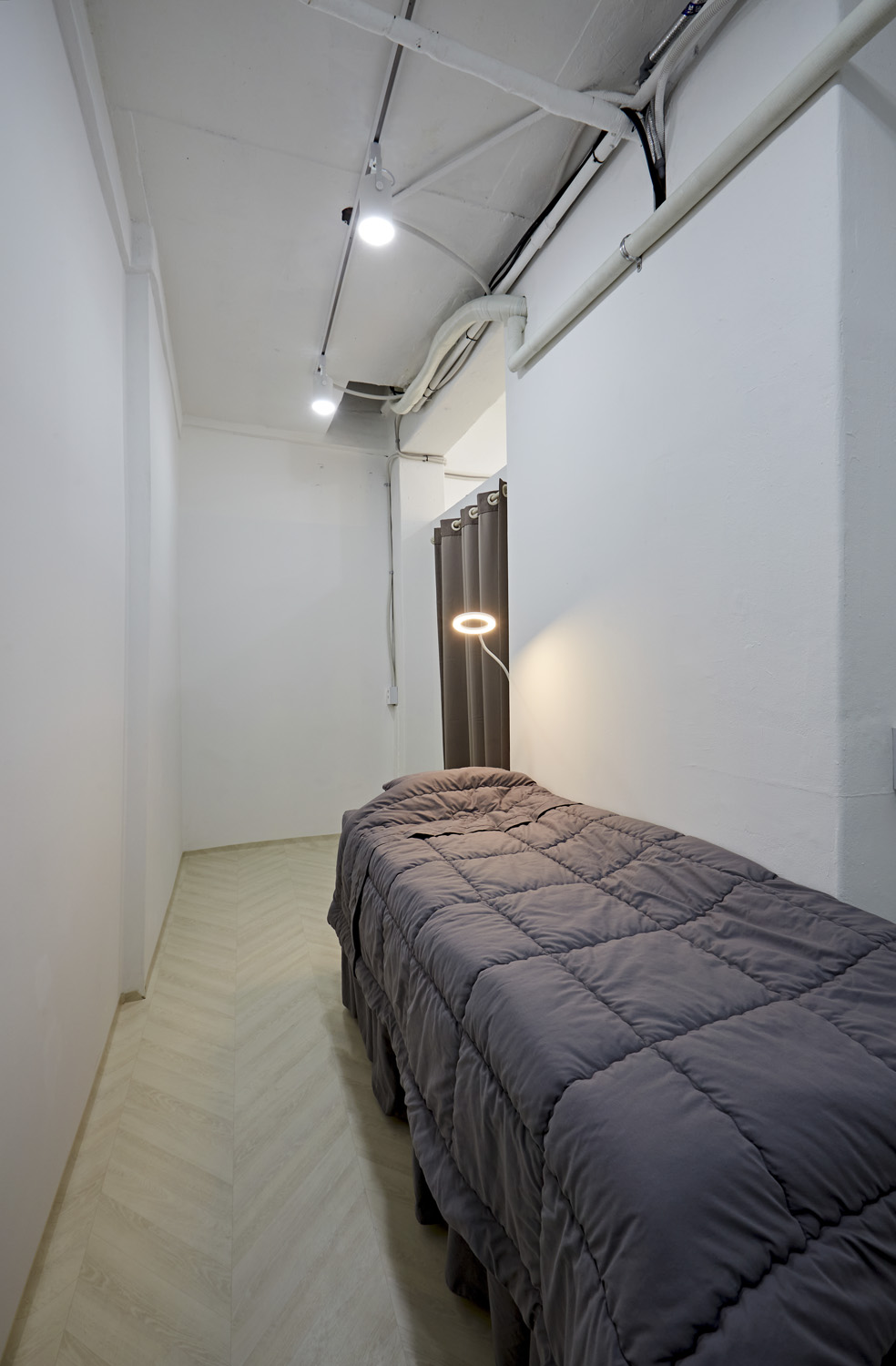 极简白诠释 12 坪美丽沙龙-13