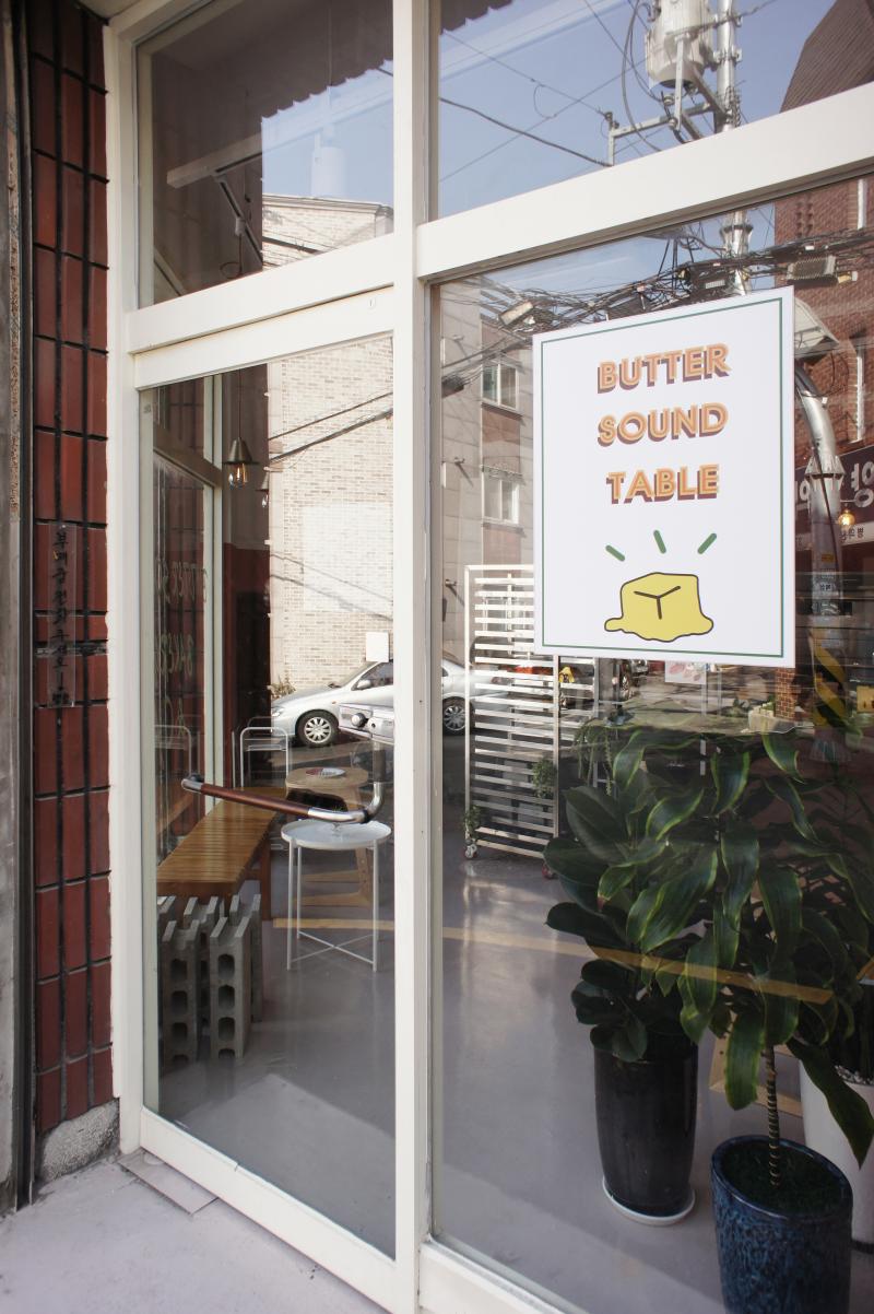 简约 9 坪甜品咖啡厅，打造高品质感空间-7