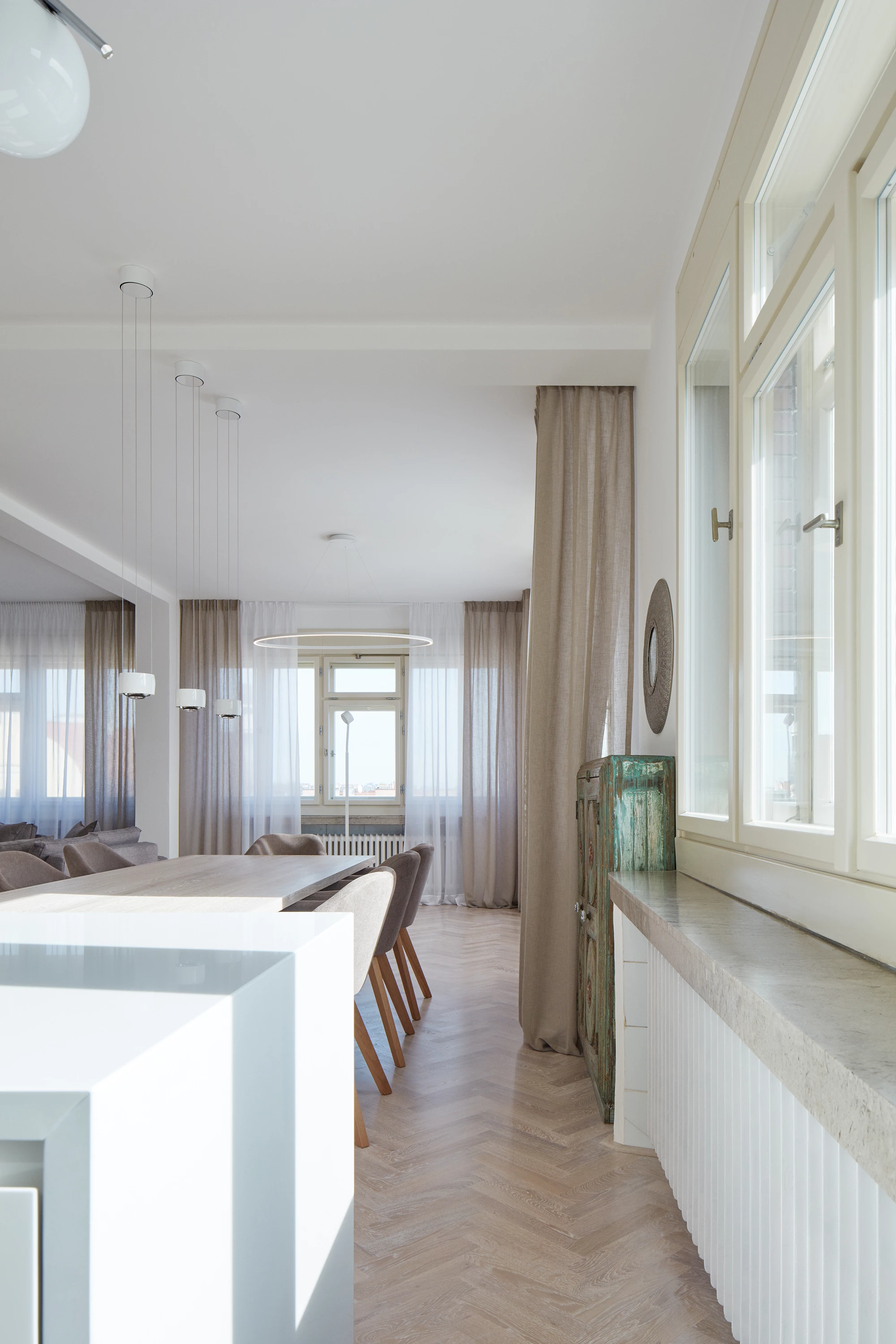 复古与现代共融的捷克公寓设计-16