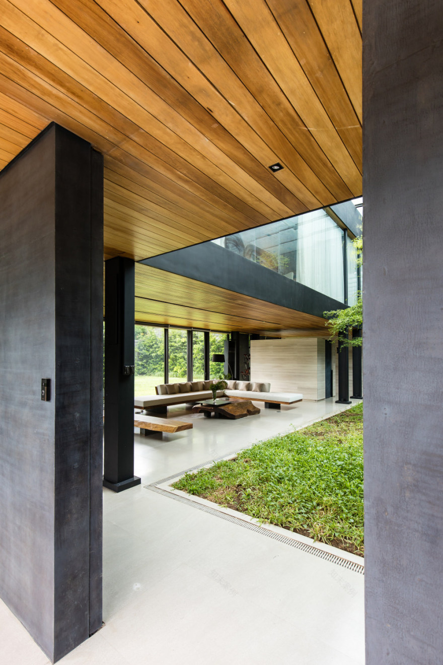 马尼拉特新房子 (2020) | 室内外融合的城市别墅-26