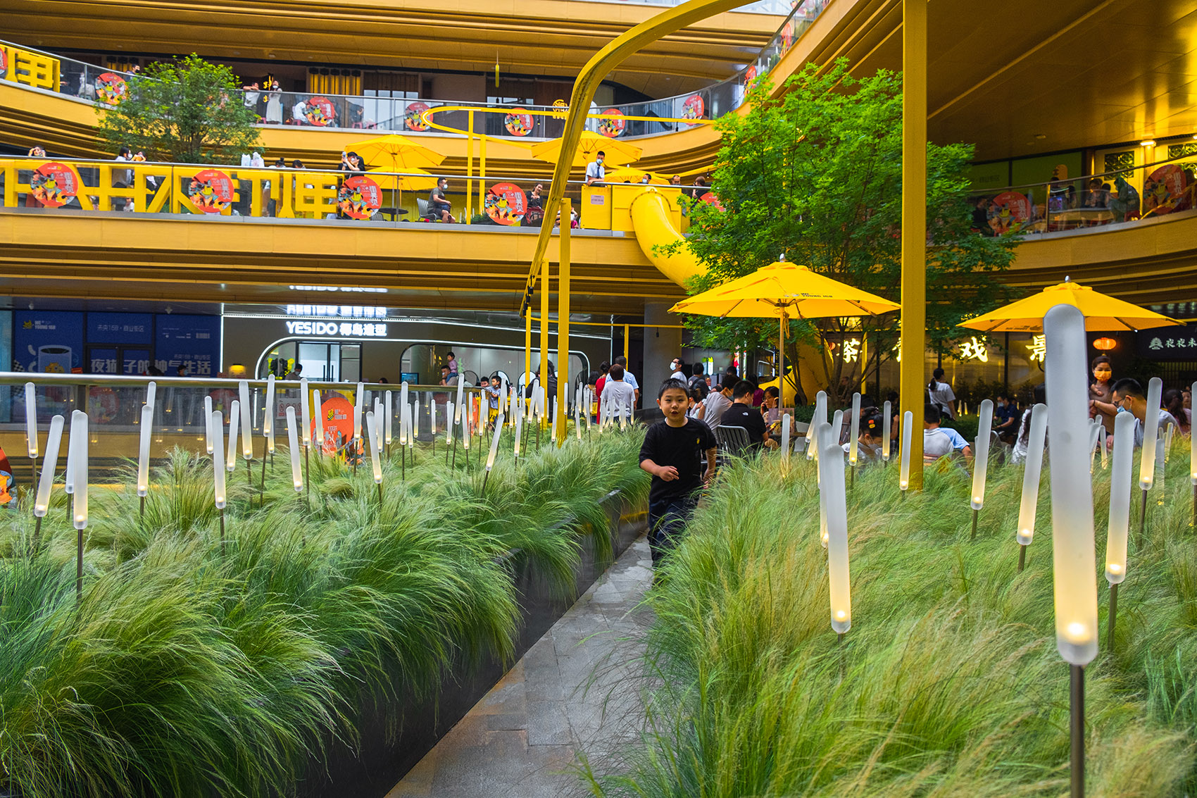 西安未央168商业街区露台改造丨中国西安丨原筑景观-17