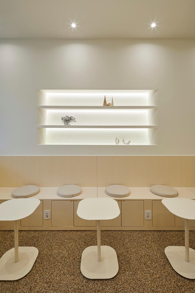 17 平简约咖啡馆设计，打造舒适小空间-9