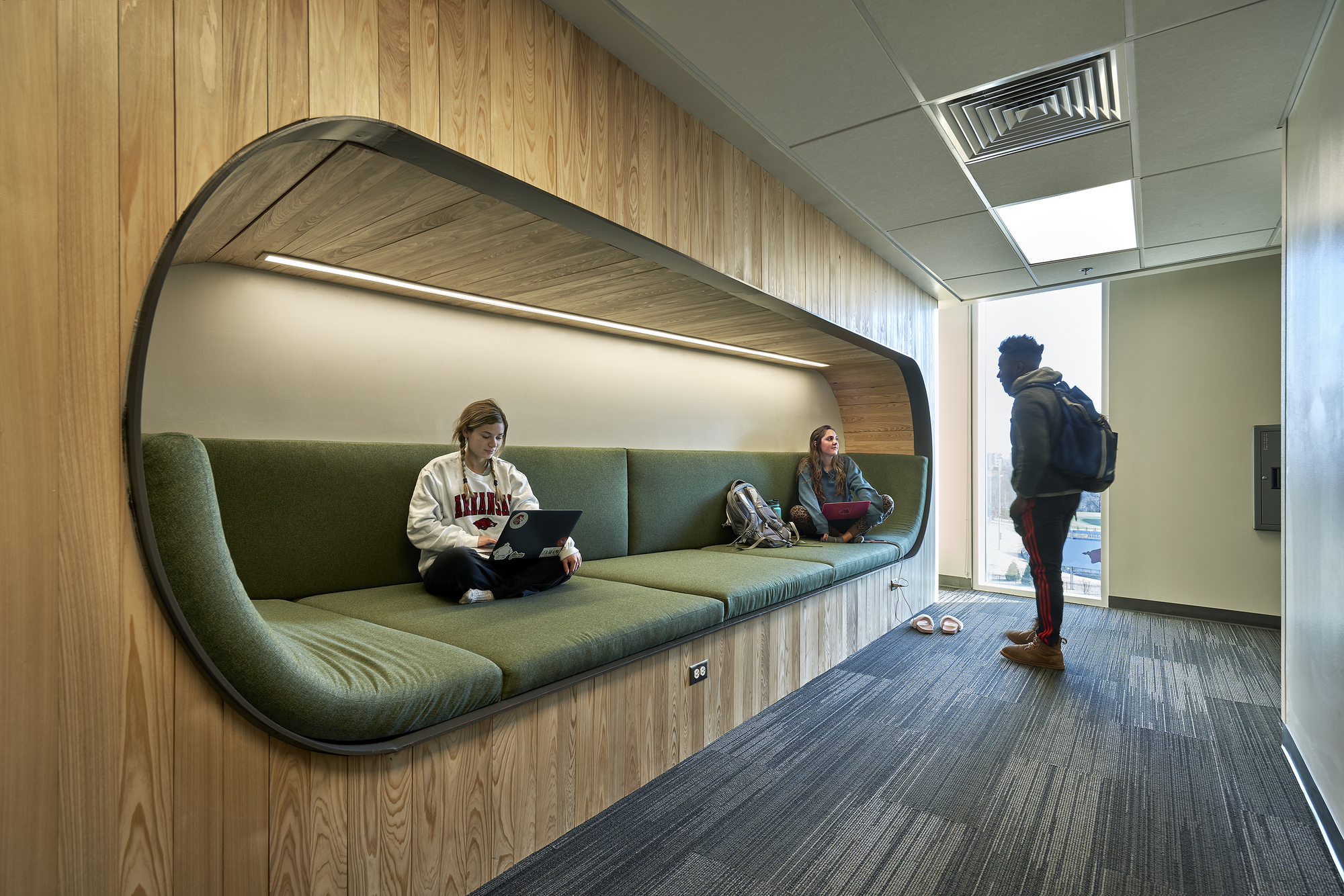 Adohi Hall / Leers Weinzapfel Associates + Modus Studio + Mackey Mitchell Architects + OLIN-19