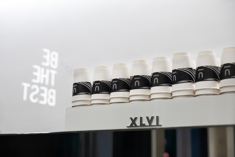 深圳万象天地UPAR旗舰店灯光设计-29