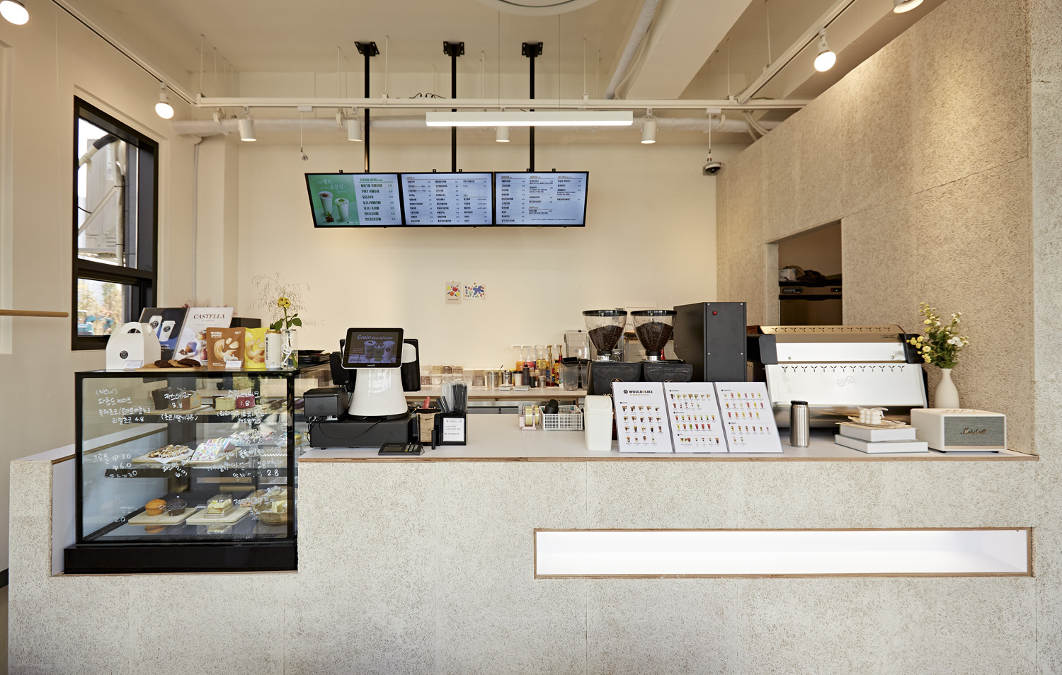 宇宙飞船咖啡馆 | 十平米打造简约亲子空间-2