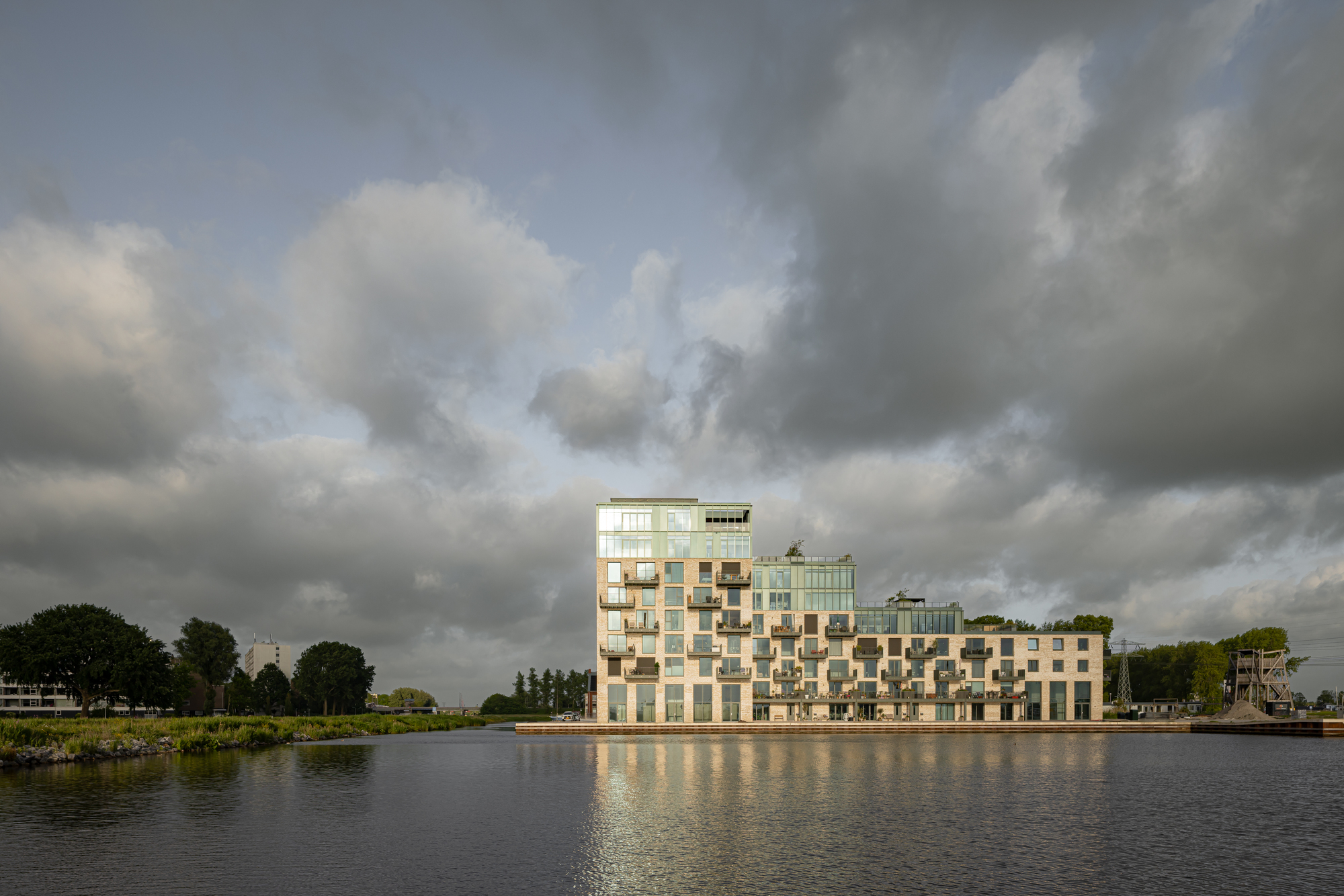 House at the Harbor / Powerhouse Company-29