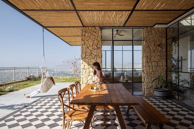 The House and the Landscape in Lower Galilee Blends With Nature-11