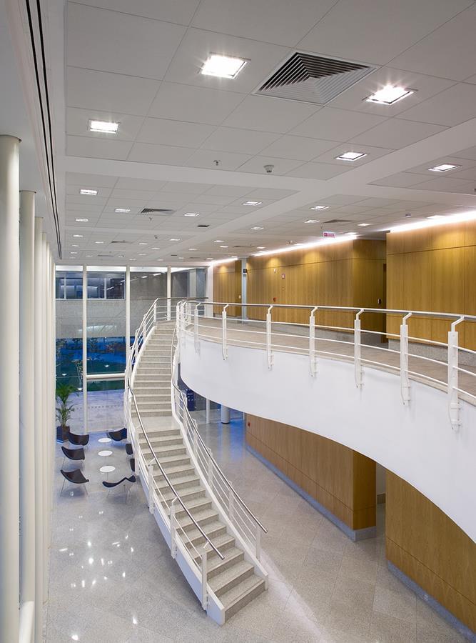 巴西 Rede Globo 总部大楼 | 简洁现代的企业建筑典范-5