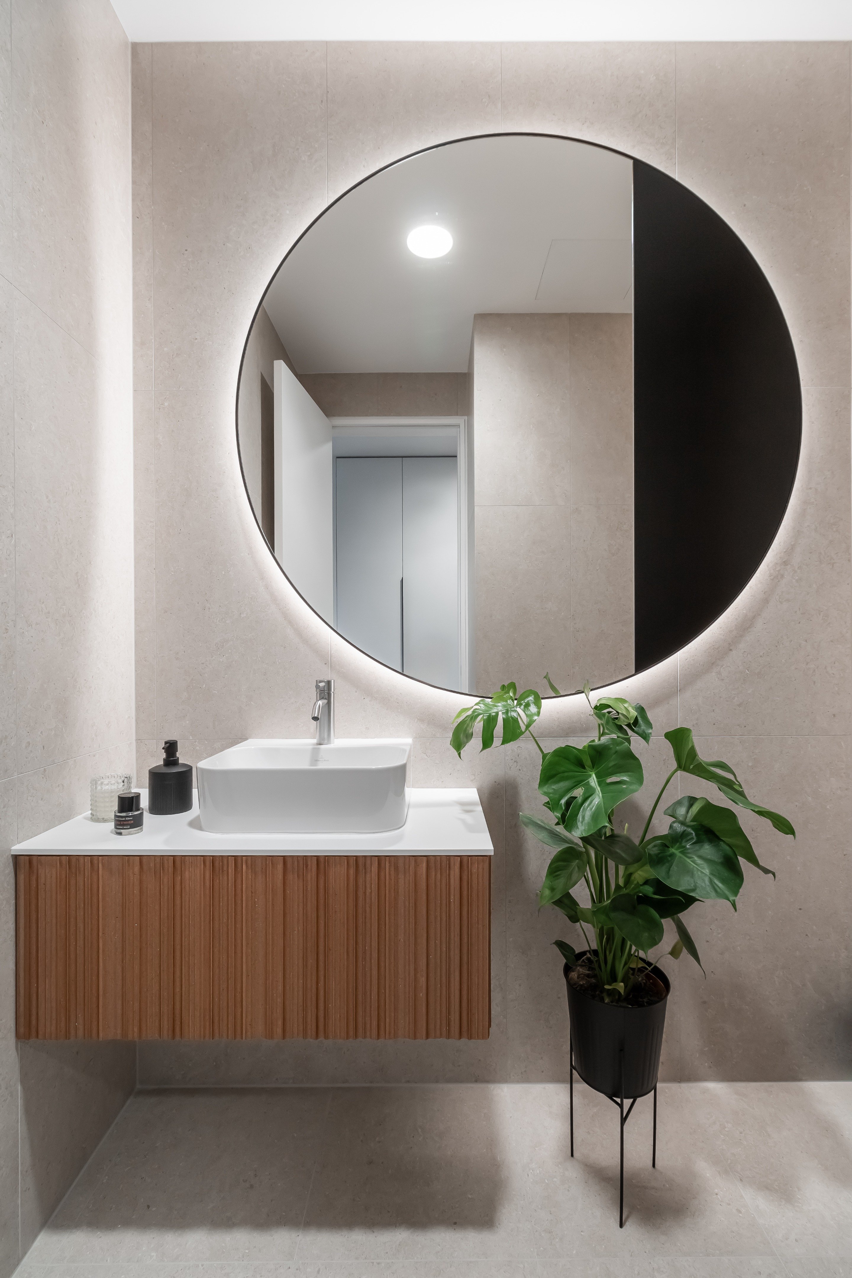 “Central”公寓室内设计丨Vivijana Zorman-12