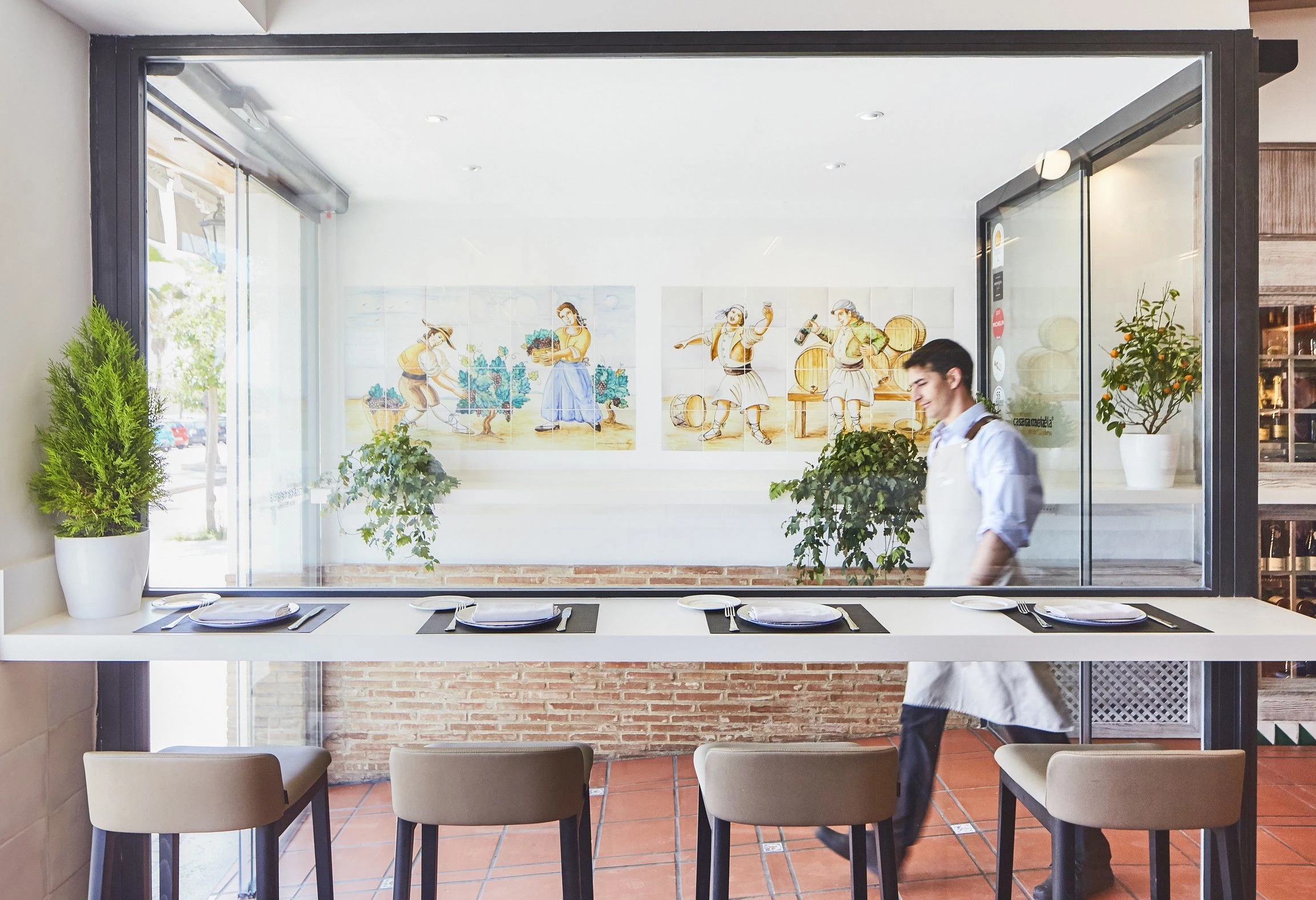 四代传承的西班牙餐厅翻新 | 传统与现代的完美融合-27