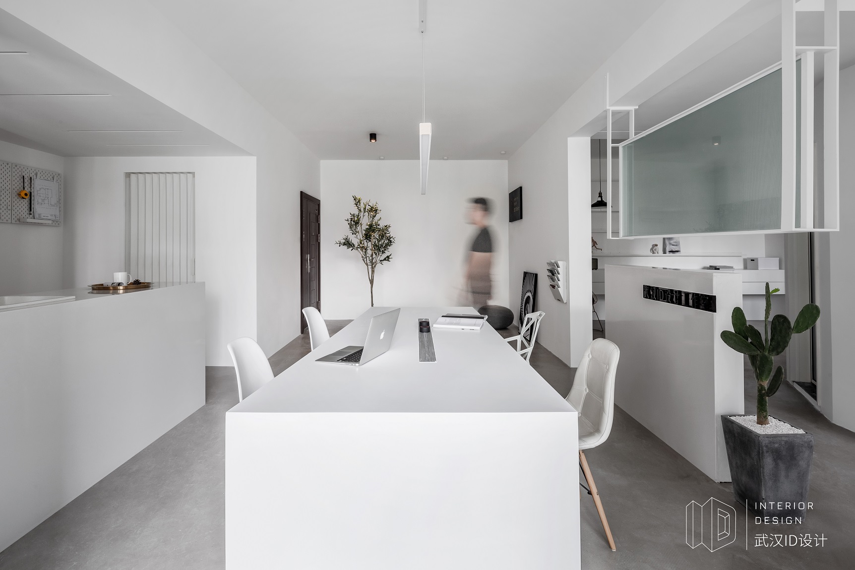 白纸金沙泊岸,极简风格的商业空间设计-13