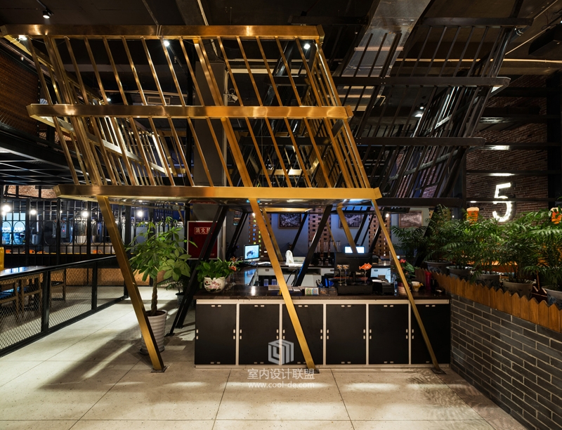 痴小鱼极致烧烤-41