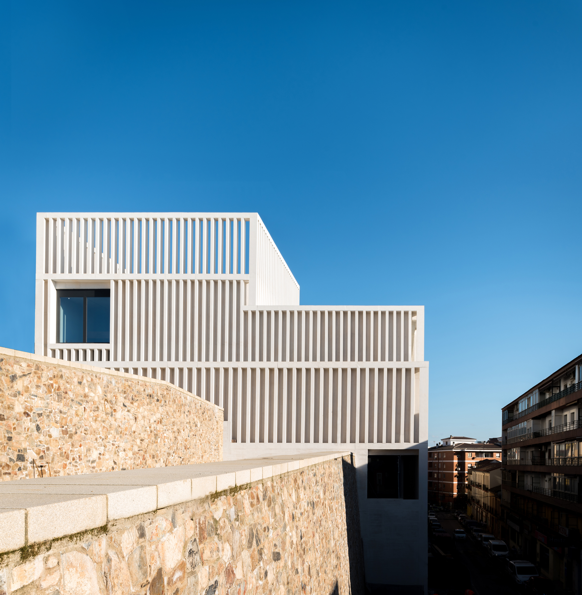 都市交流的当代艺术空间-24