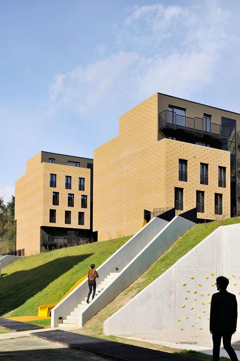 砖砌房屋林立的社区丨Slovenia丨dekleva gregorič architects-28