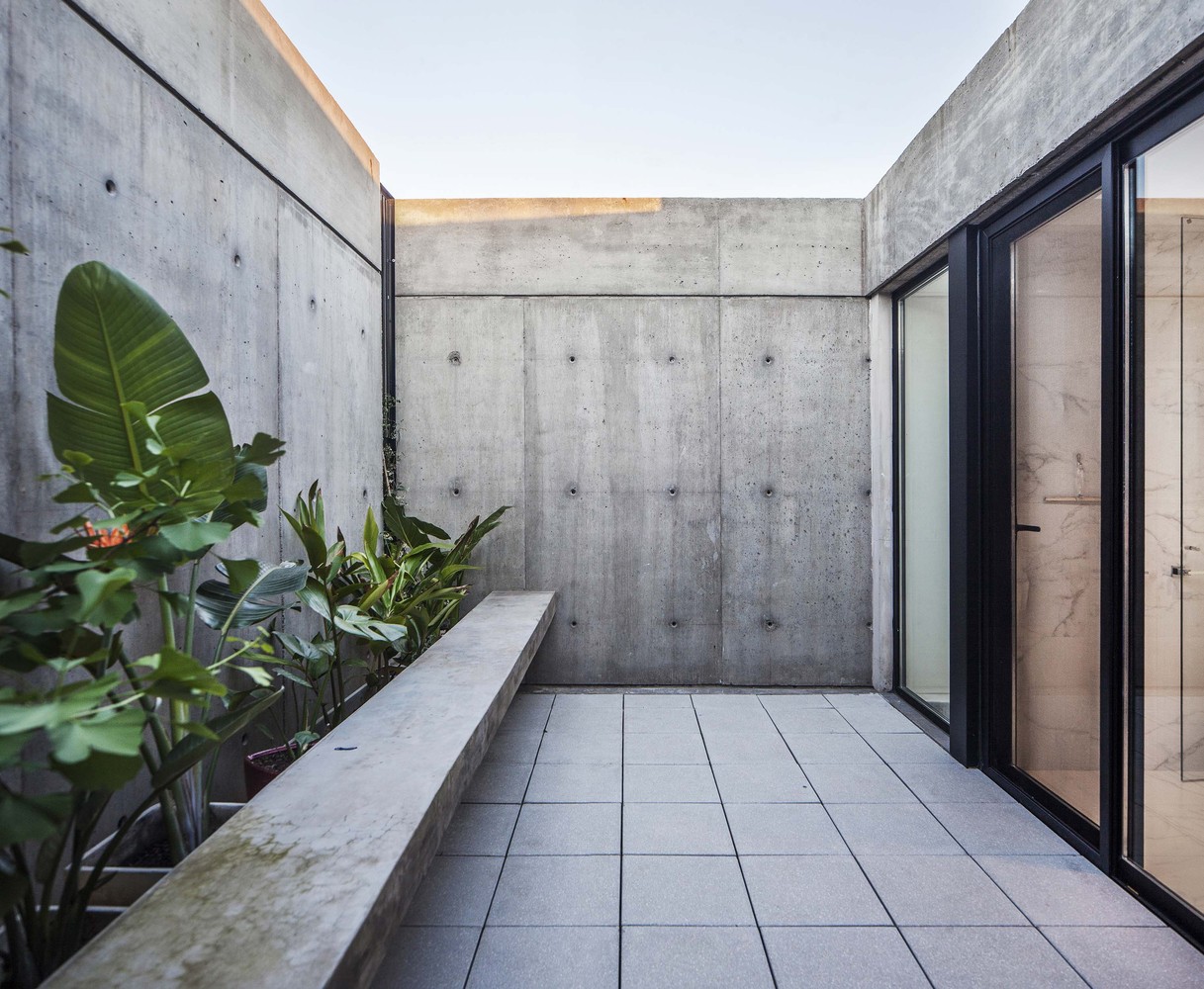 阿根廷年轻夫妇的开放式花园住宅-37