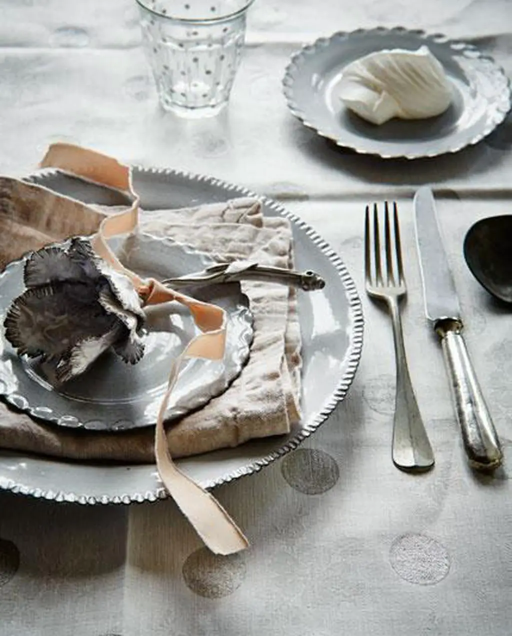 白色圣诞装饰 | 轻盈而梦幻的北欧风格-4