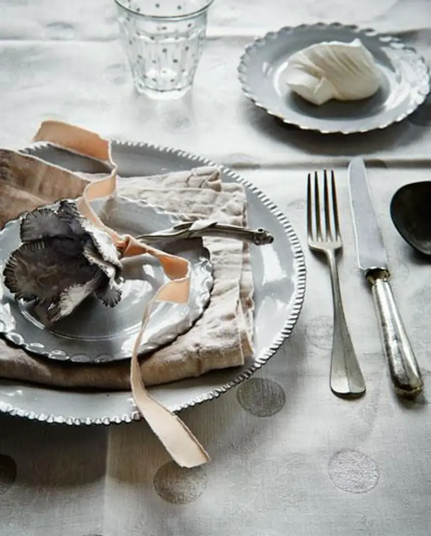 白色圣诞装饰 | 轻盈而梦幻的北欧风格-4