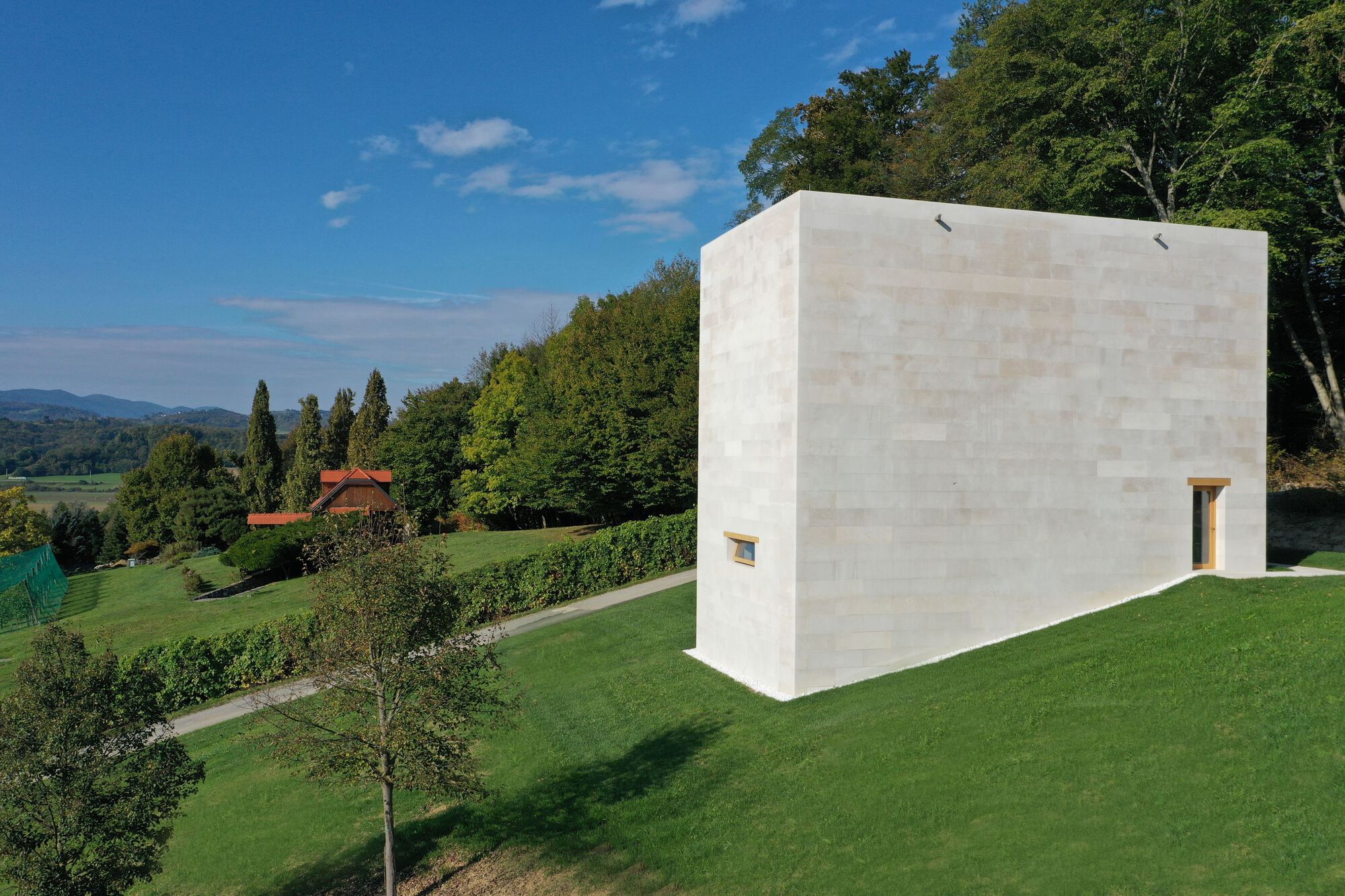 Chapel in Miljana / Álvaro Siza Vieira-42