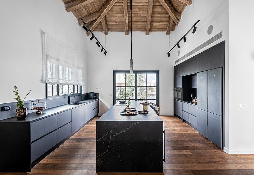 A Taste of Europe Nestled in the Med: An Israeli Home with a European Touch-5