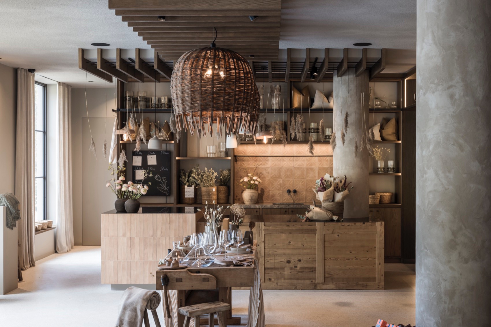 THE BARN酒店底层零售商店丨NOA-23