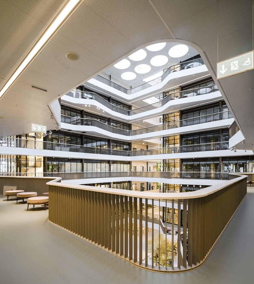 Biomedicum实验大楼-26