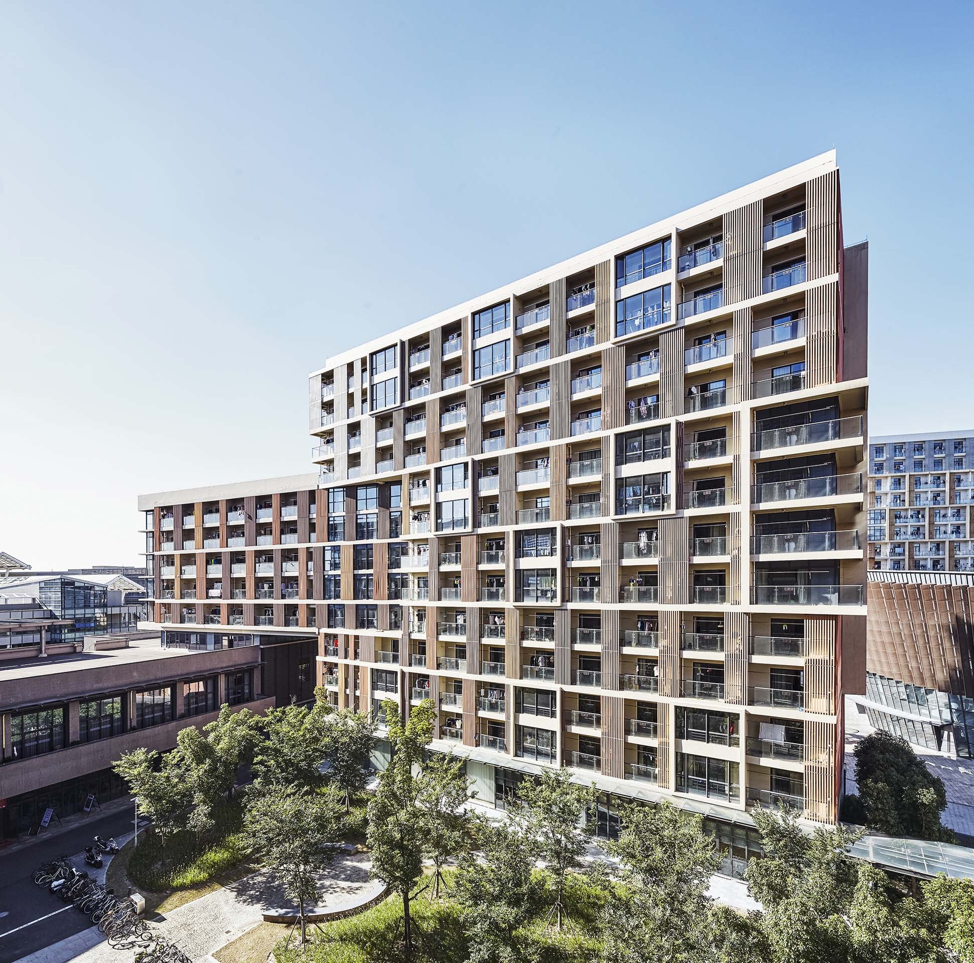 Living Area for Teachers and Students of USST / TJAD-50