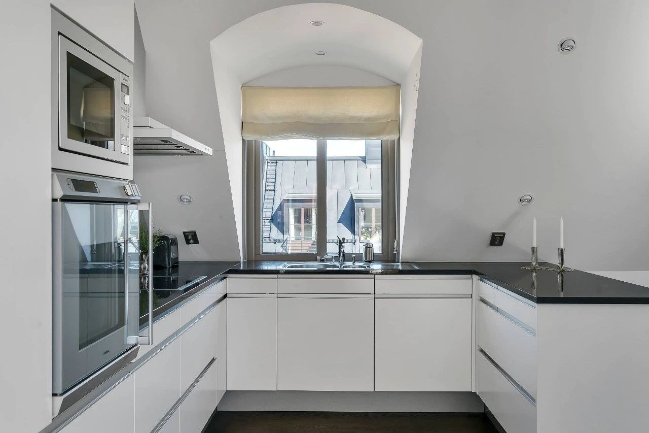 斜屋顶难驾驭丨106㎡ 的阁楼 这样设计就很好-19