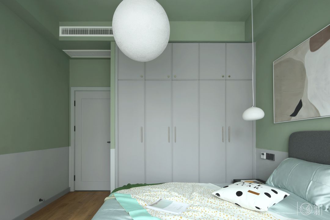 幸福诠释家的温暖——现代精致四口之家设计-83