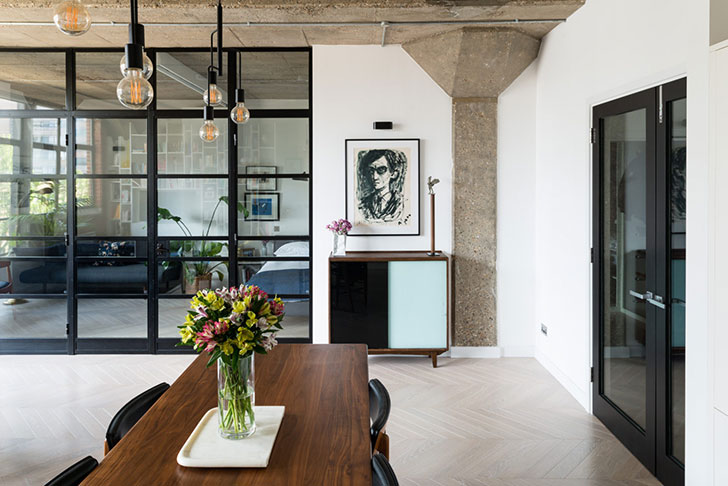 伦敦河畔明亮现代公寓——完美空间利用-12