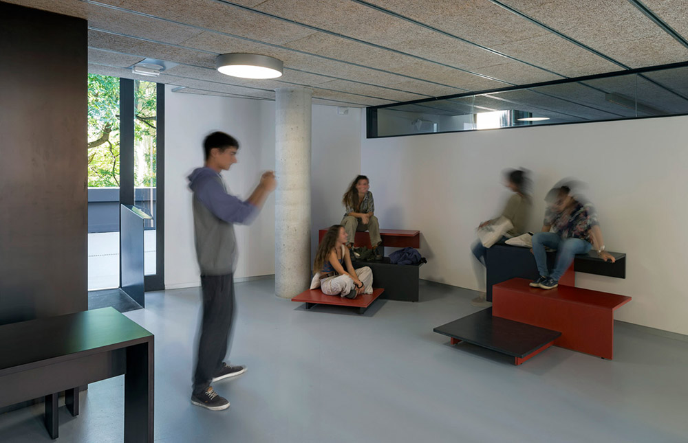 Escuela Massana, Centro de Arte y Diseño - Estudio Carme Pinós-15
