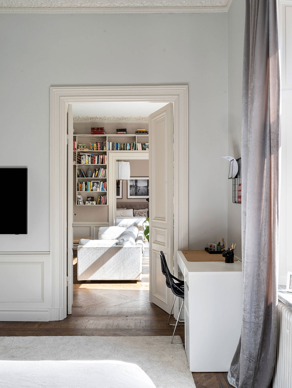 斯德哥尔摩公寓优雅图书馆设计-25