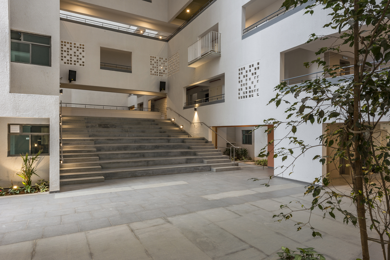 德万哈里的公园边养老院·综合社区生活的活力空间-50