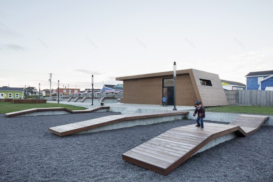 马格达伦群岛海人广场(Place des gens de mer)-23