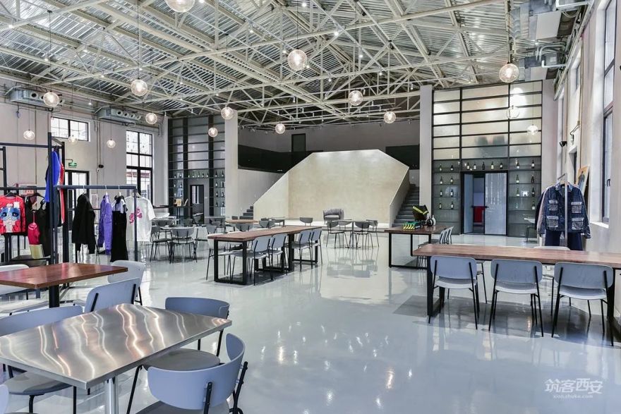 SEE SEE SPACE · 新旧碰撞的多元共享空间丨中国西安丨柏涵装饰精品设计机构-39