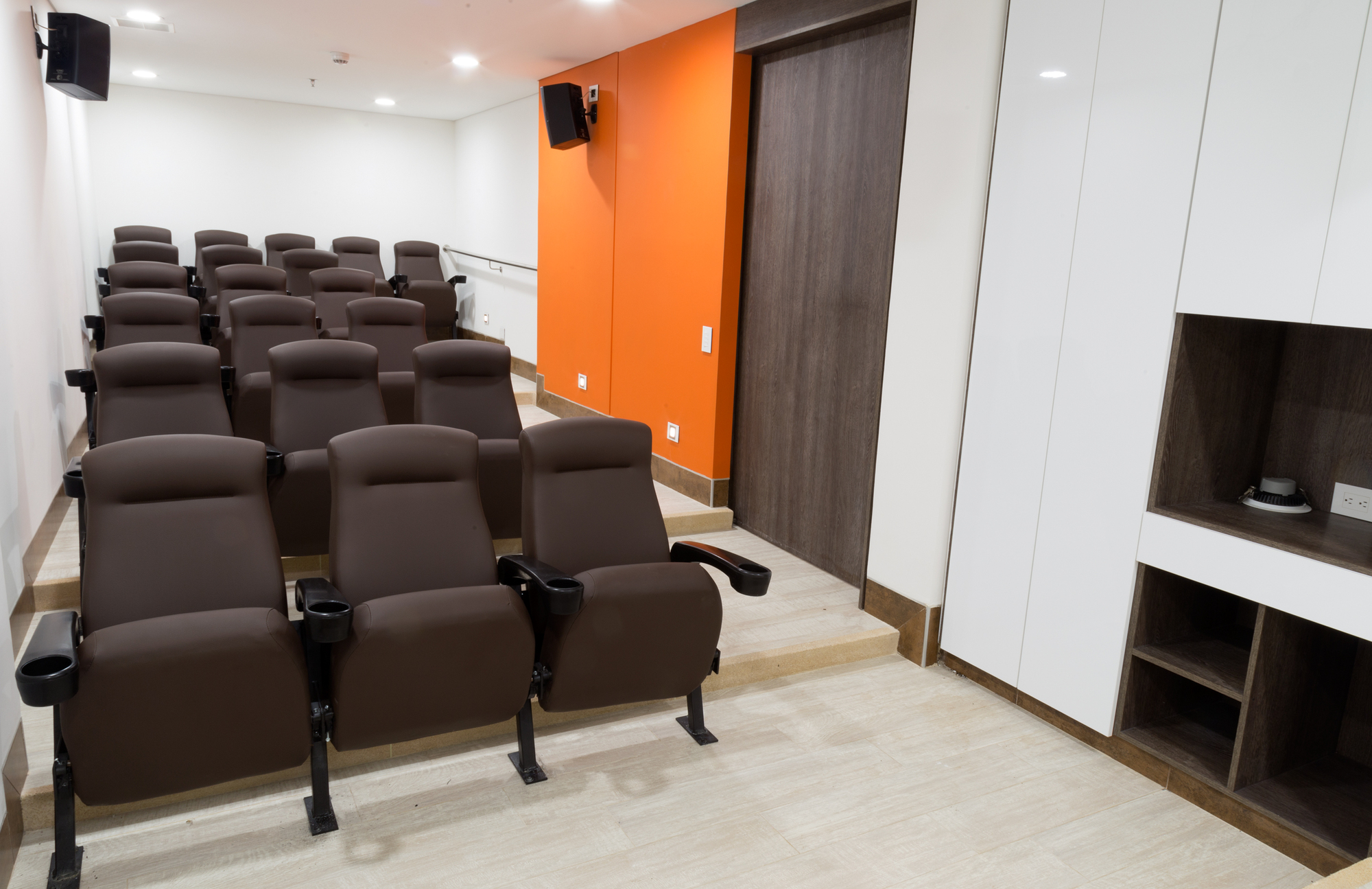 HG  老年之家丨哥伦比亚丨R+B Diseño Experimental-19