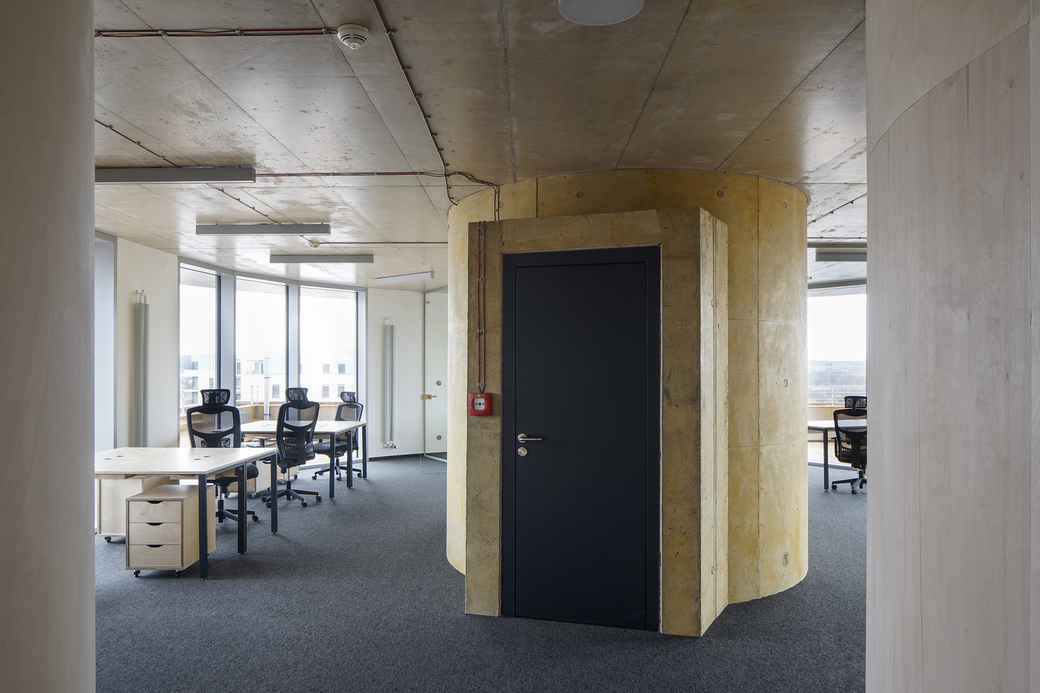 捷克 POHL 总部丨Rusina Frei Architekti-40