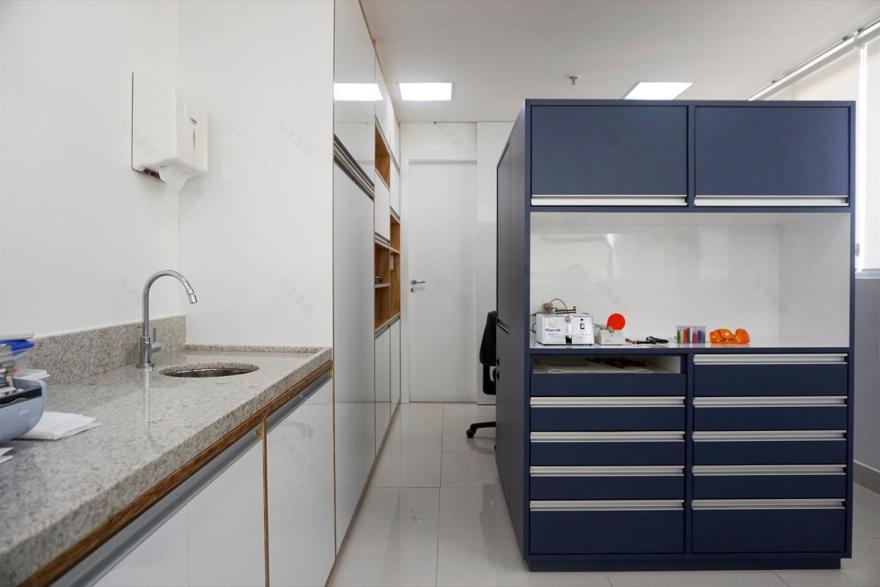 Clínica Andrade 诊所的创新设计-6