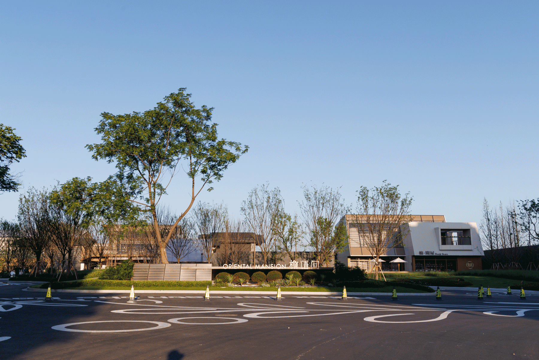 万科檐语间：城市中的原野 公园里的商业 / ROXin容心设计-5