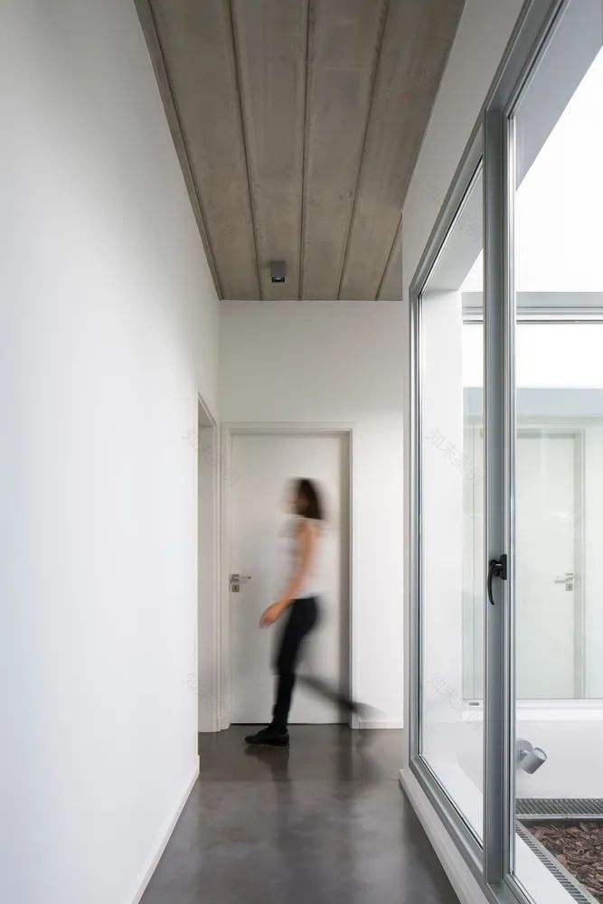 乡村小镇的周末之家丨GGH 设计机构-35