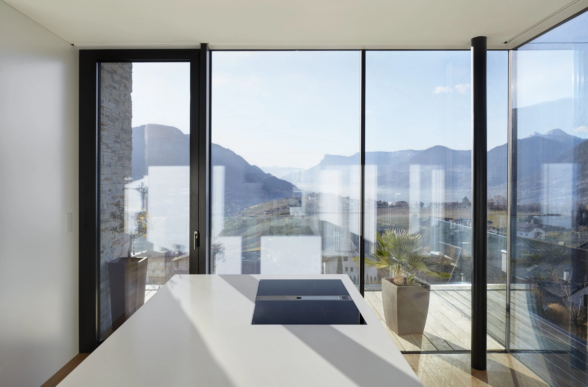 意式别墅"黑洞"-12